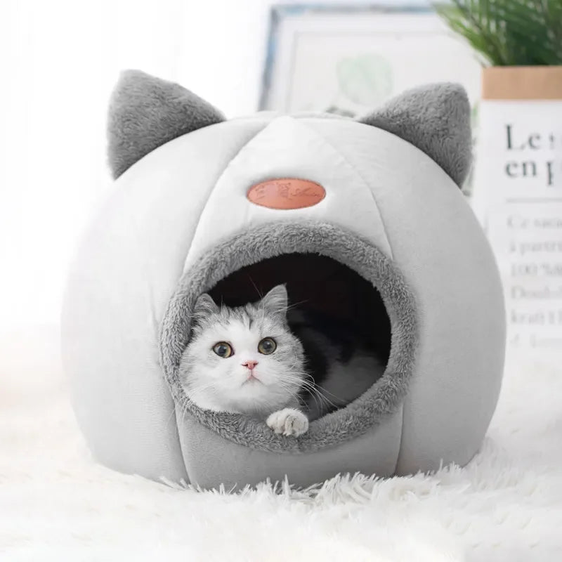 Pat and Pet Emporium | Pet Beds | Sweet Cat Ears Bed