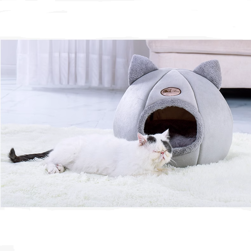 Pat and Pet Emporium | Pet Beds | Sweet Cat Ears Bed