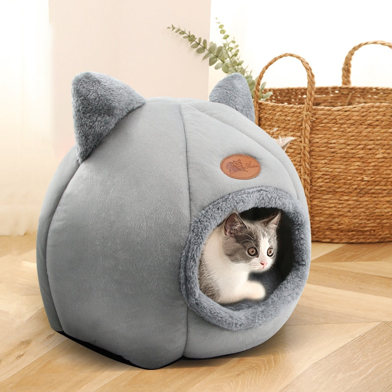 Pat and Pet Emporium | Pet Beds | Sweet Cat Ears Bed